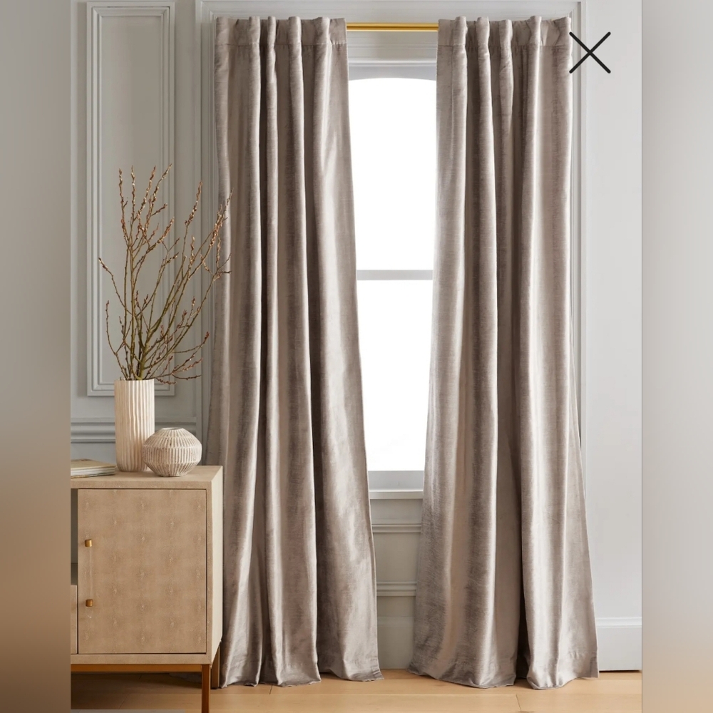 NWOT! Quince Luster Velvet Silver Blackout Curtains, 48" x 84" 2- Panels (T10)